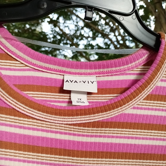 AVA , VIV WOMEN TOP - Picture 2 of 7